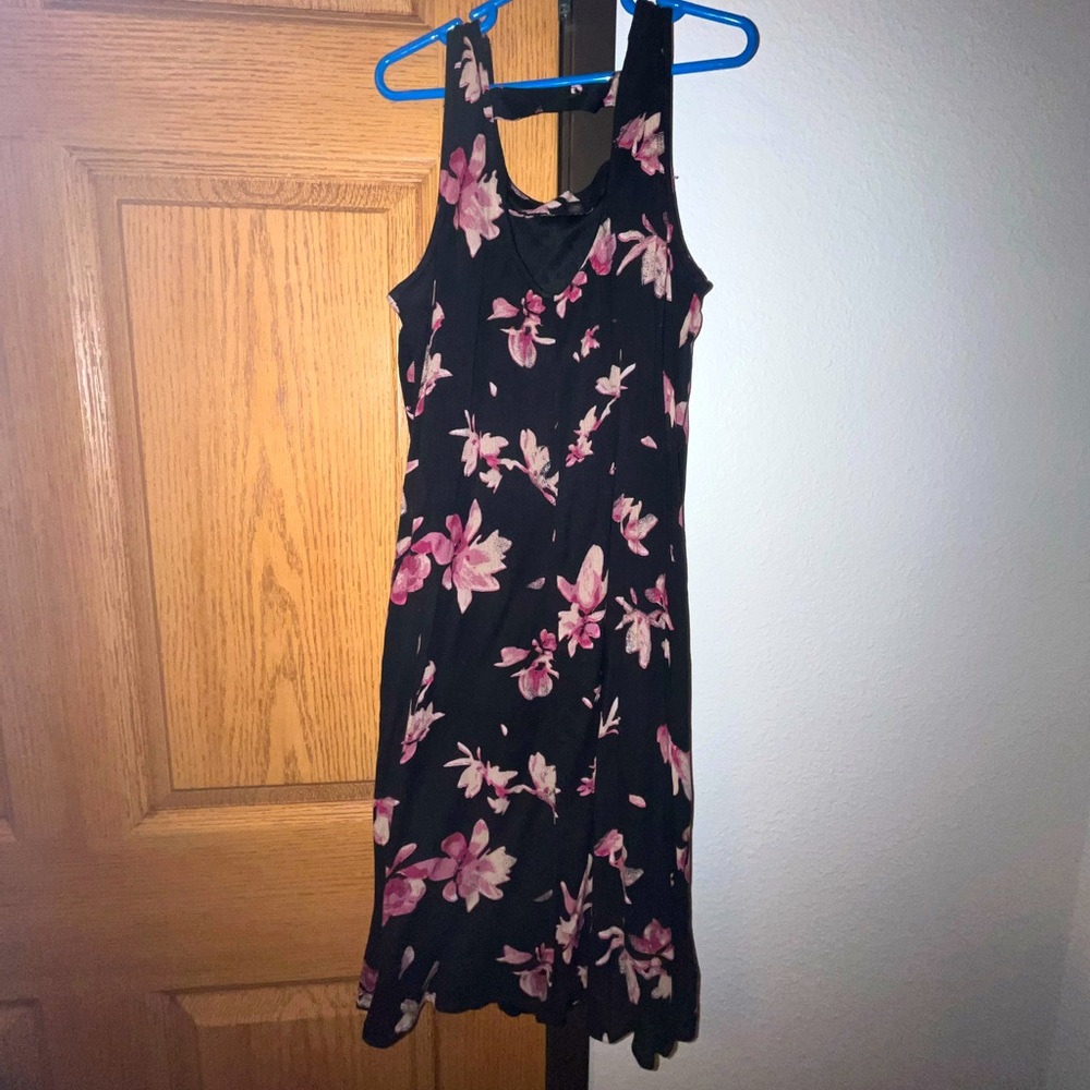 Maurice’s dress black with flowers, size extra small